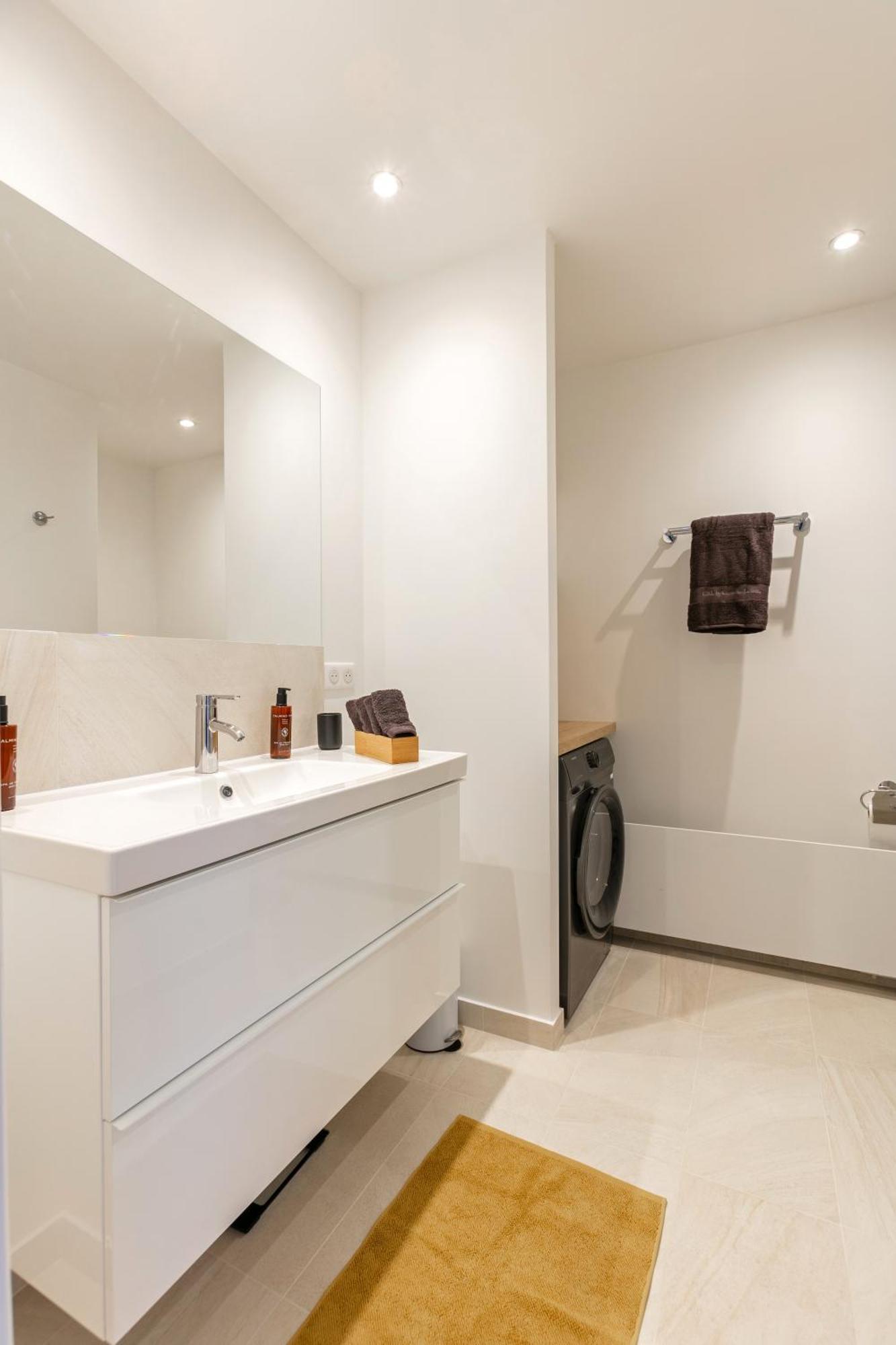Comfortion Norma - De Luxe Avec Vue Sur La Tour Eiffel Privatunterkunft *